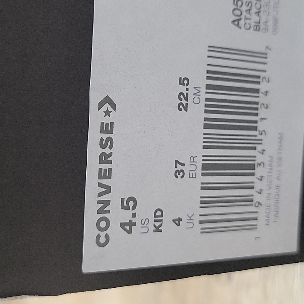 Converse High Top Brand new. - Picture 12 of 12